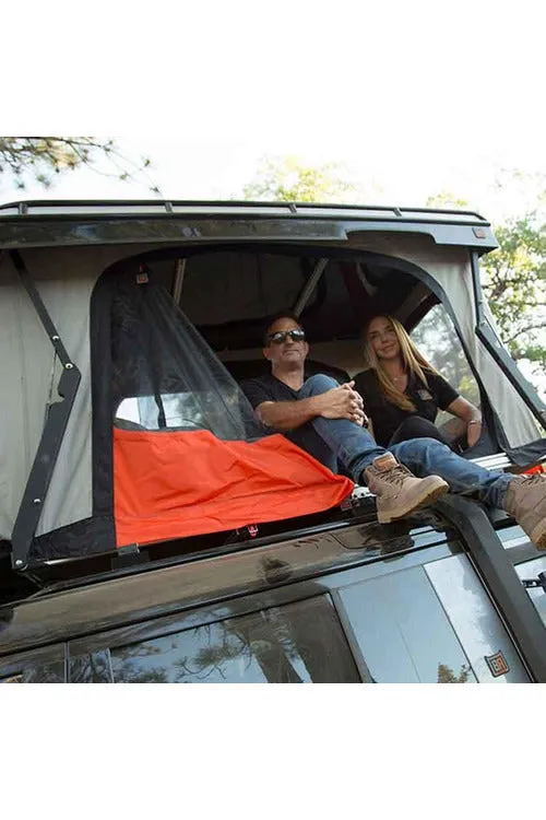 2005-2016 Land Rover LR3 / LR4 / Discovery 3 / Discovery 4 CONVOY Rooftop Tent w/ Low Mount Crossbars