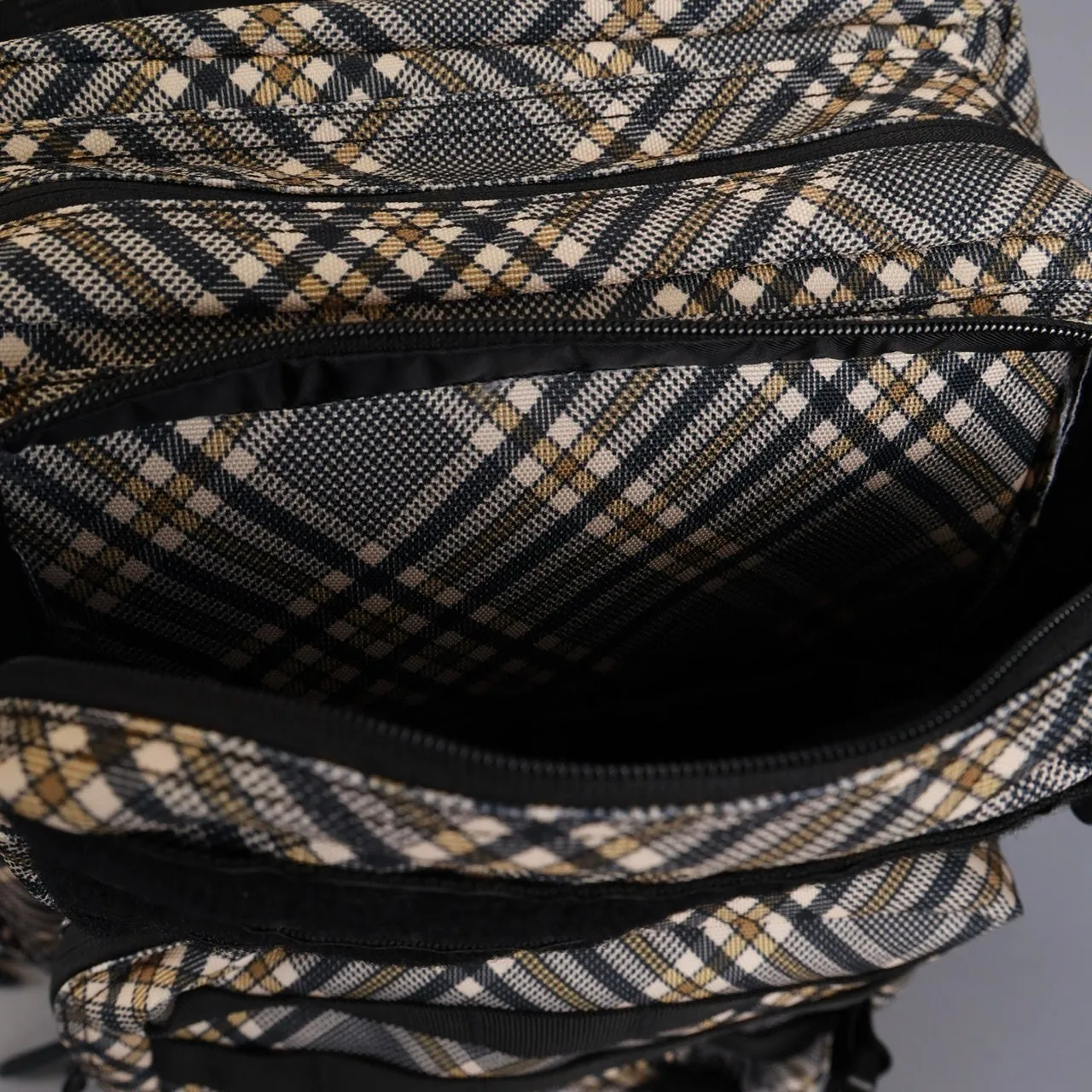 35L Backpack Black Tan Plaid