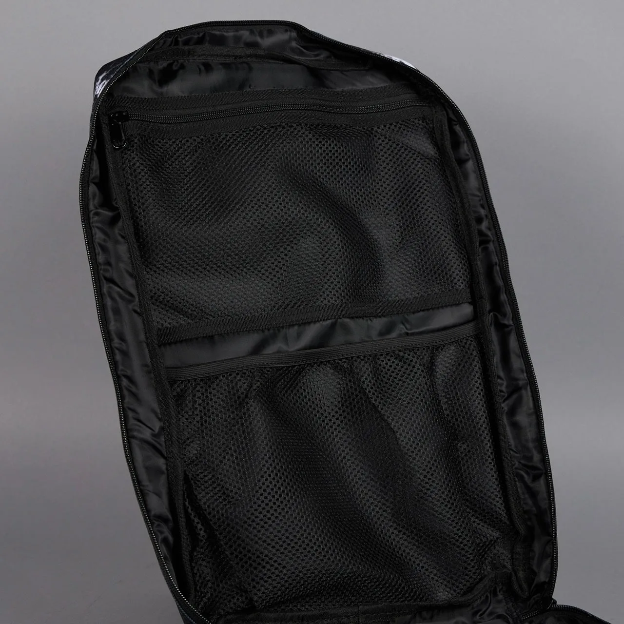 45L Backpack Black Lightning