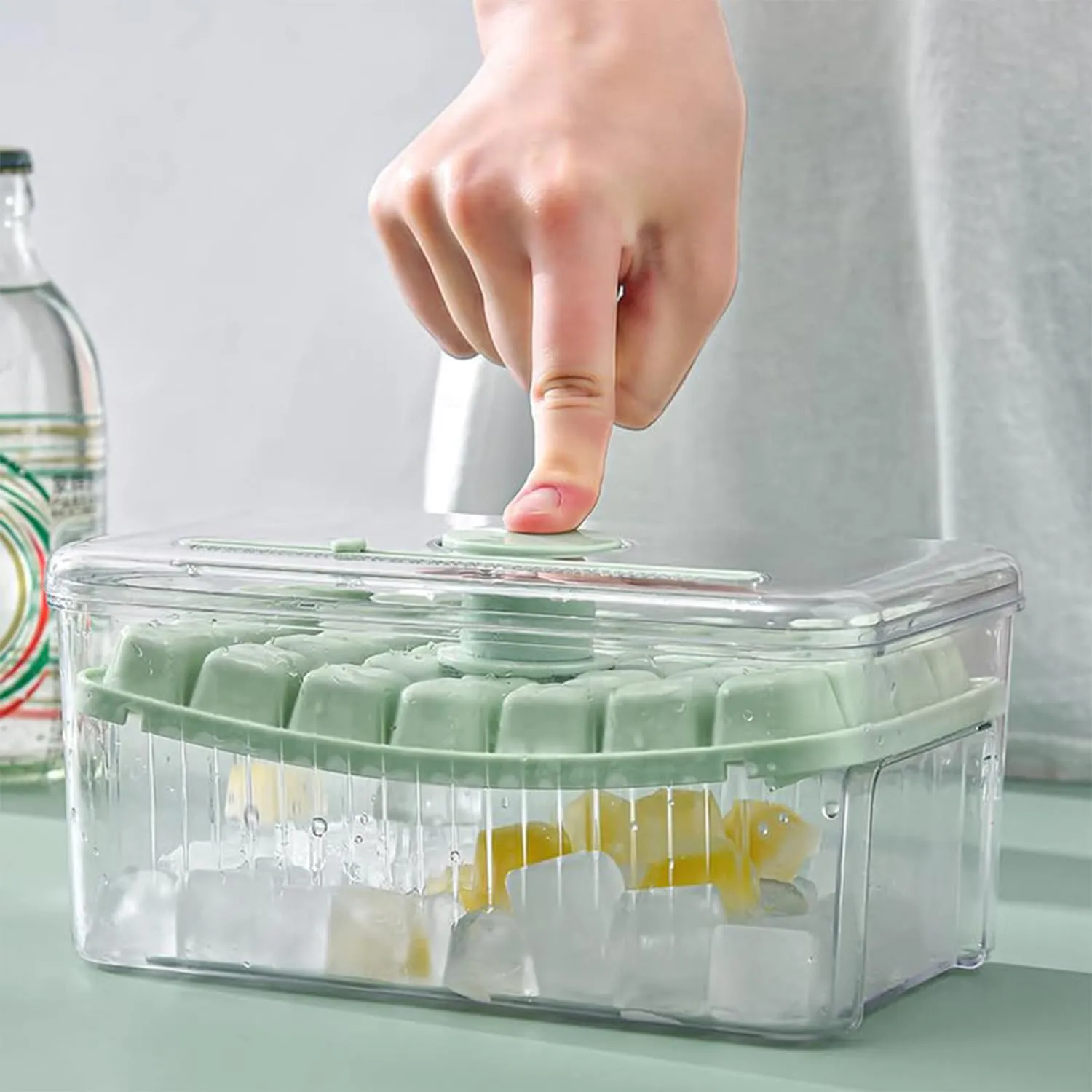 Homestic 2 Layer Ice Cube Tray with Lid | Ice Cube Storage Box with Ice Scoop | 56 Ice Cube Molds for Freezing | One-Press Demolding | BPA Free | Green