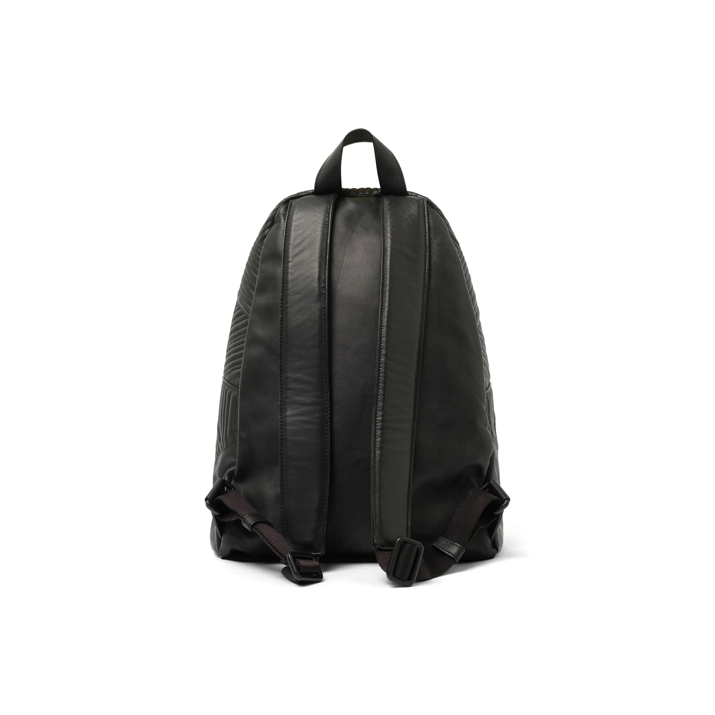 Round Back Pack in Black