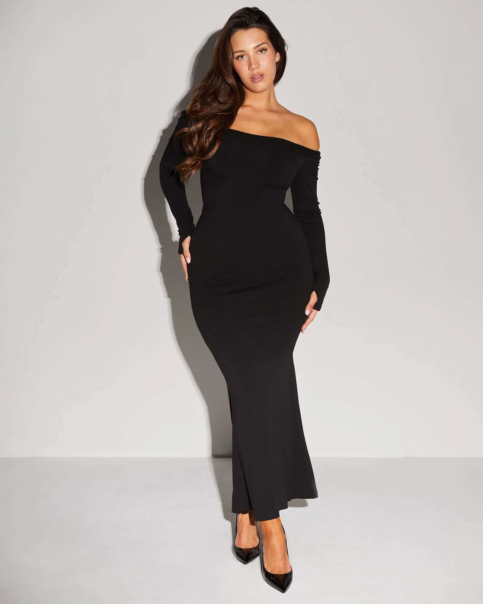 Scoopy Long Sleeve Rib Mermaid Dress - Black